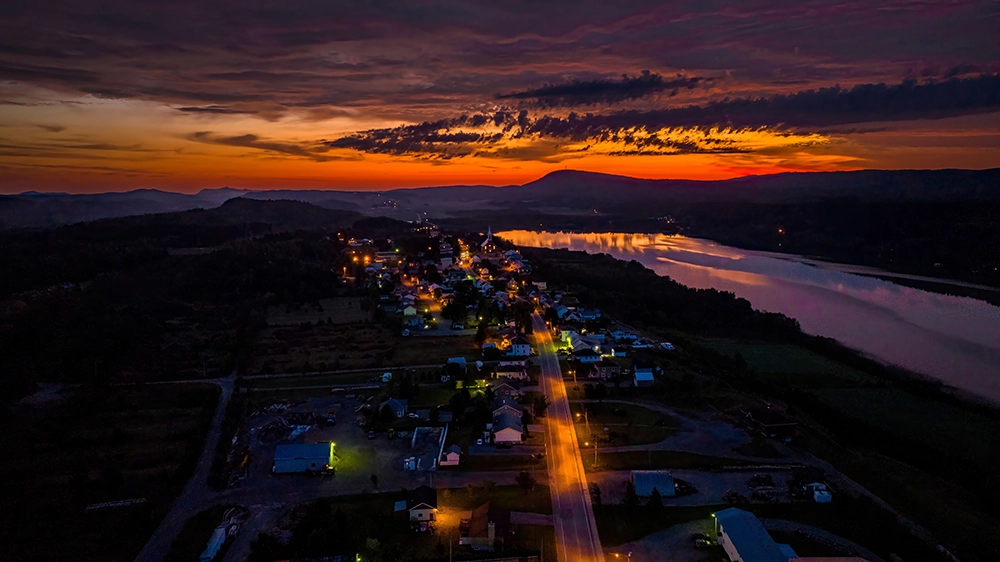 Paysage naturel filmé par drone au Québec